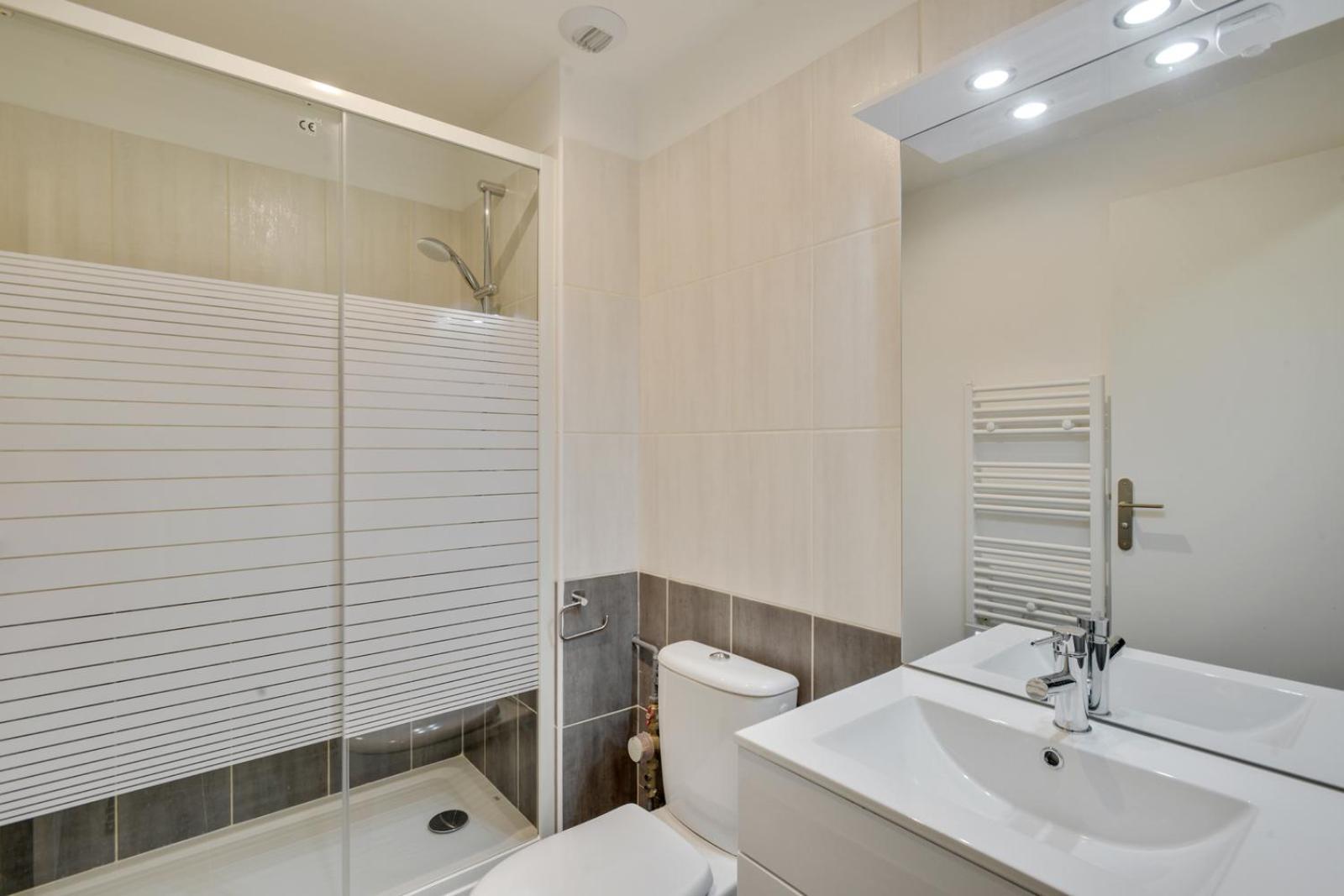 806 Suite Magic - Superbe Appartement Bagnolet Bagian luar foto